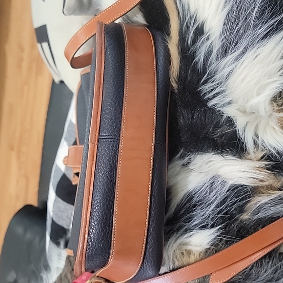 VINTAGE DONNEY AND BOURKE HANDBAG - Picture 9 of 14